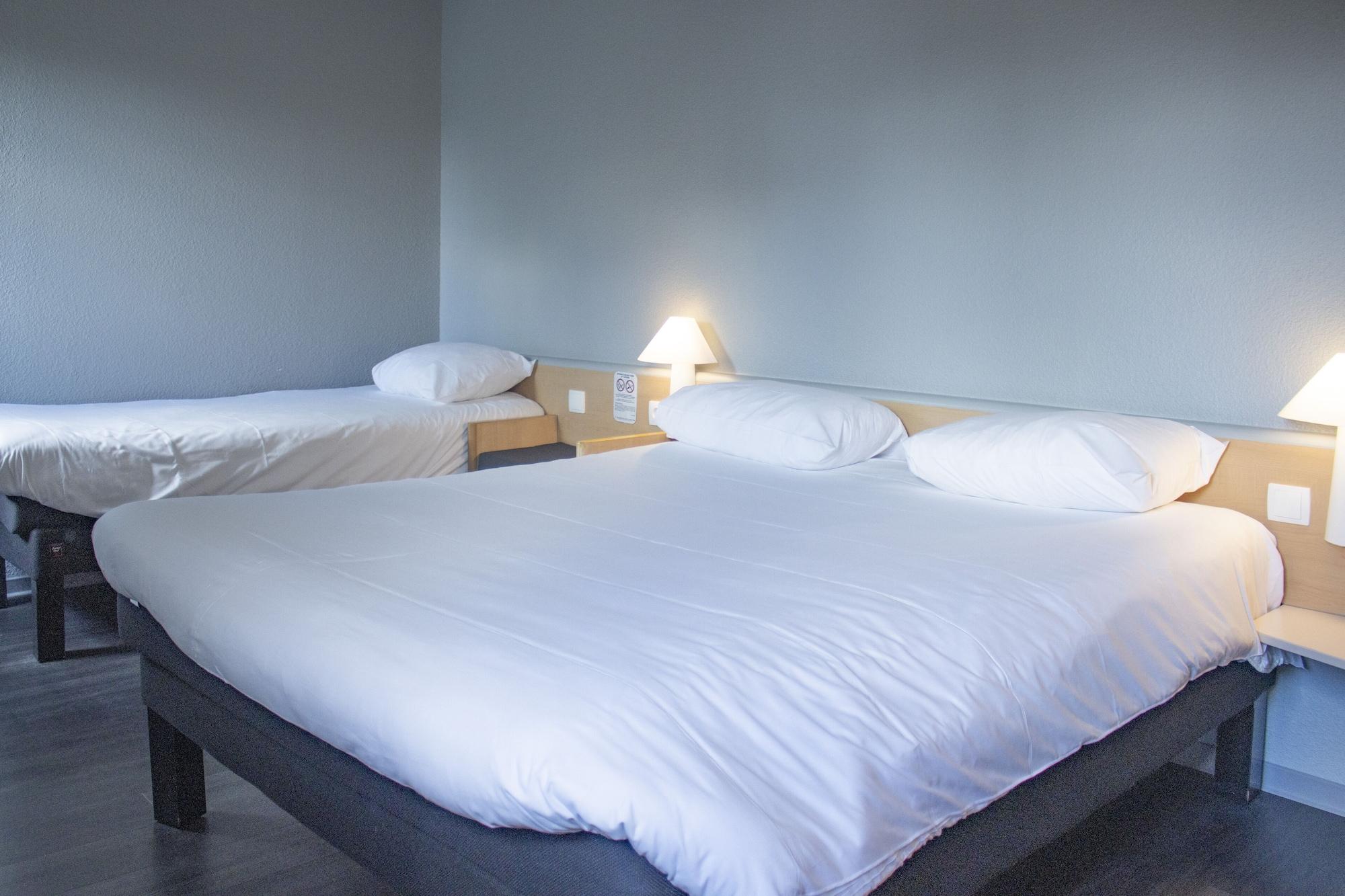 Отель Ibis Rennes Cesson Экстерьер фото