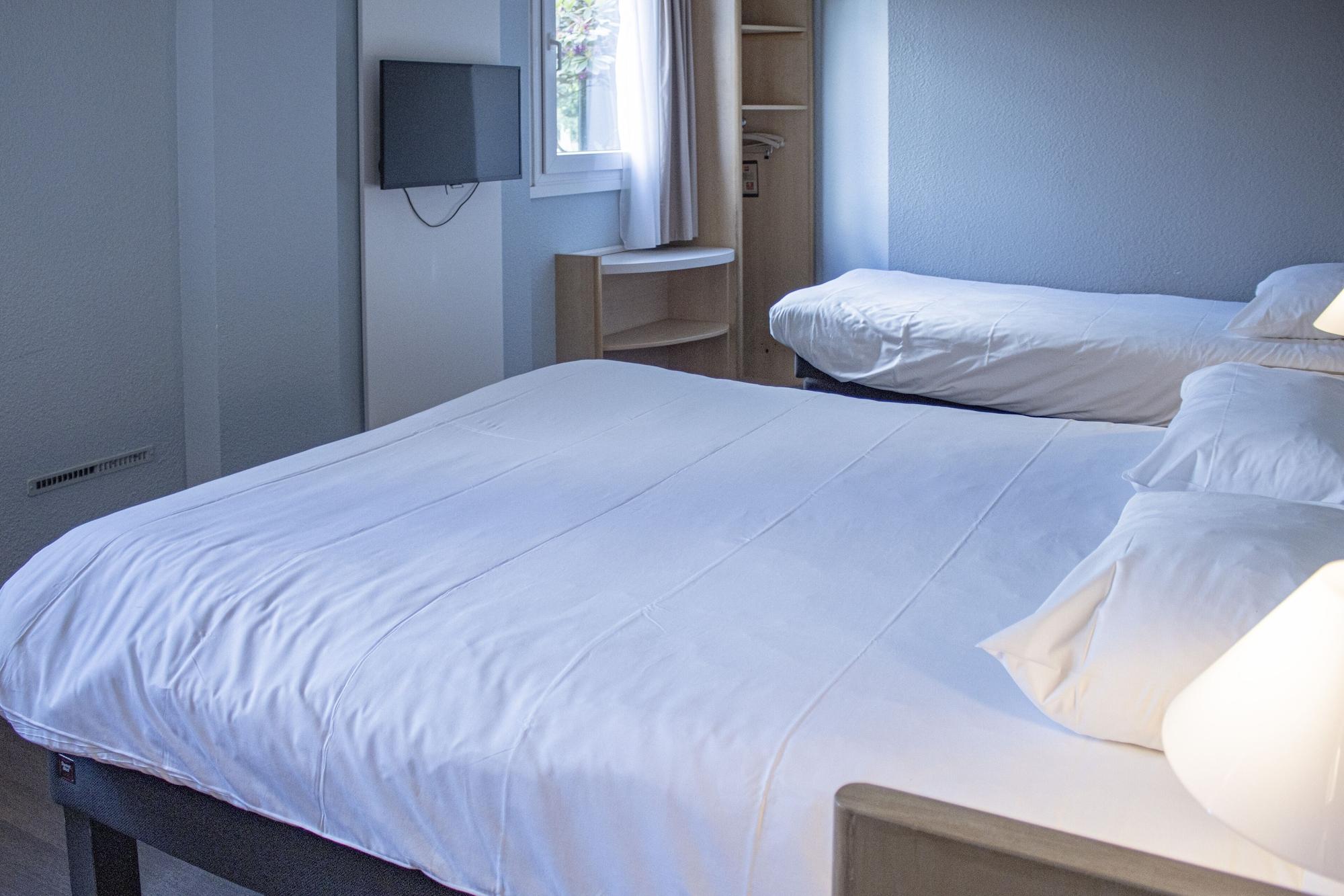Отель Ibis Rennes Cesson Экстерьер фото