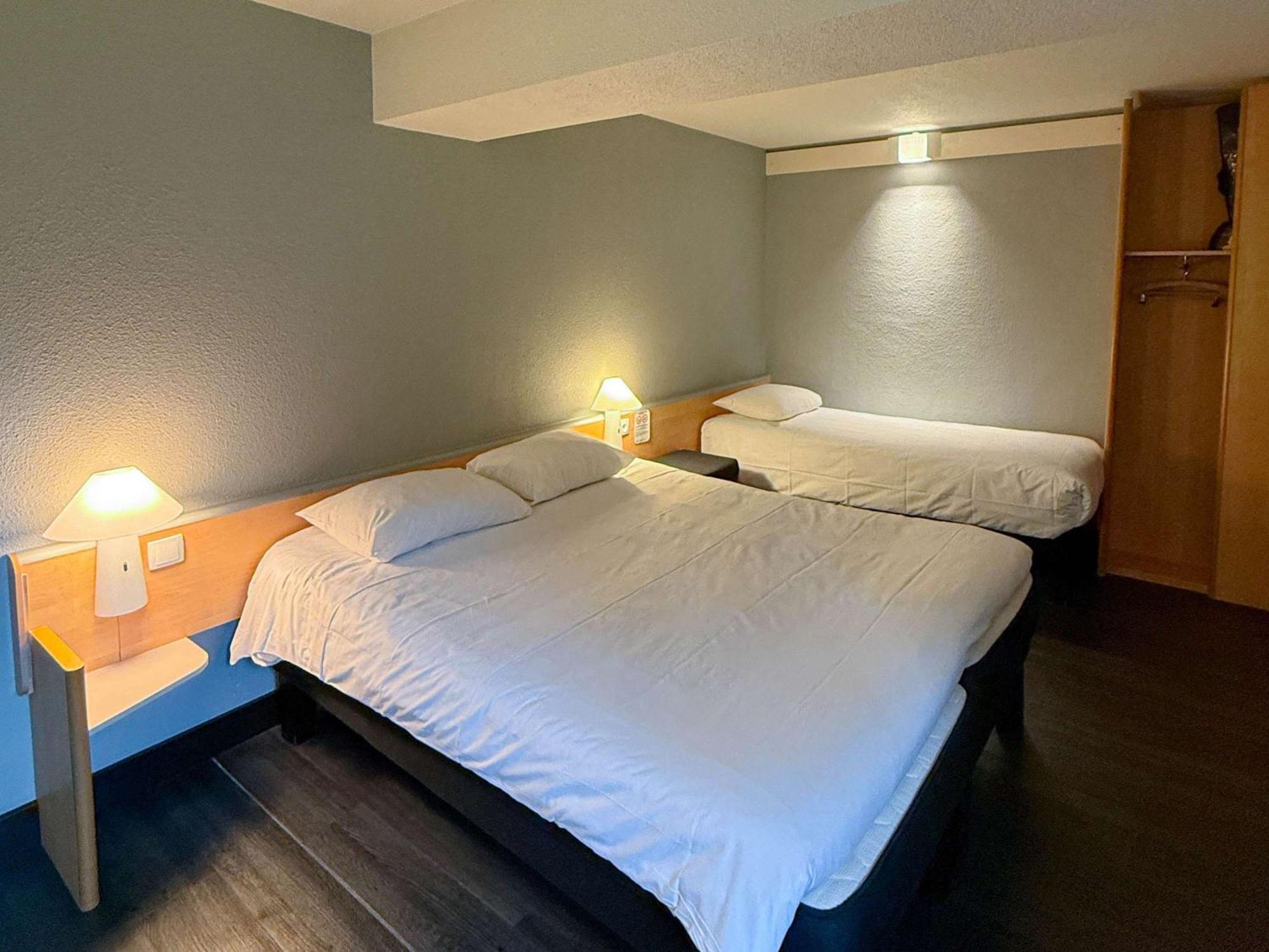 Отель Ibis Rennes Cesson Экстерьер фото