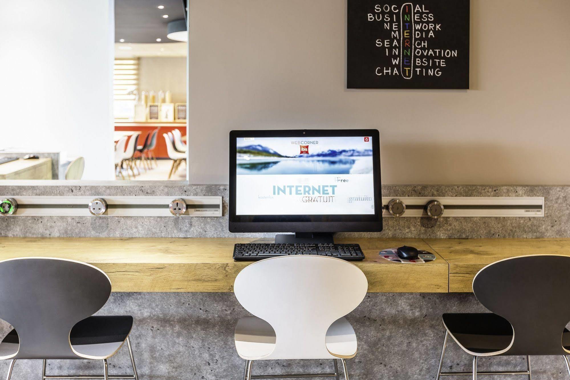 Отель Ibis Rennes Cesson Экстерьер фото