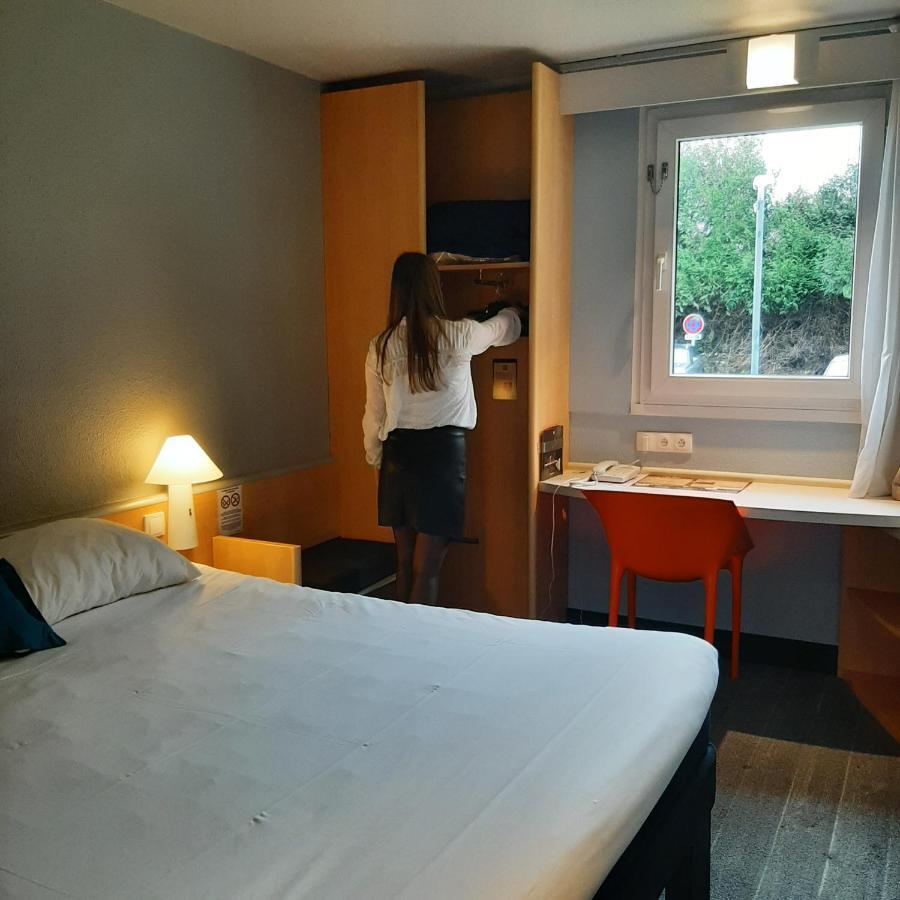 Отель Ibis Rennes Cesson Экстерьер фото